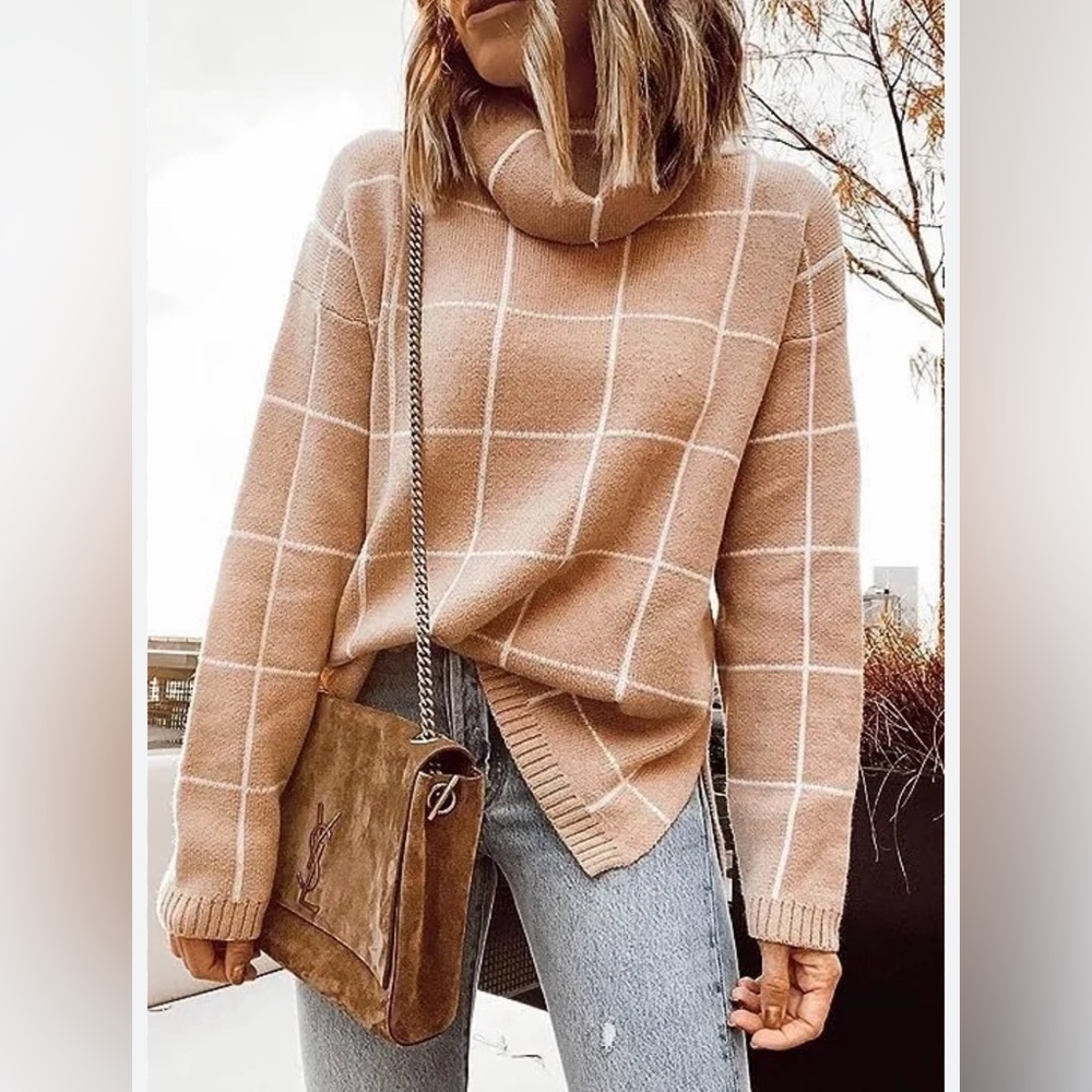 Cozy Windowpane Funnel Neck Tan/ White Turtleneck Sweater, Size L